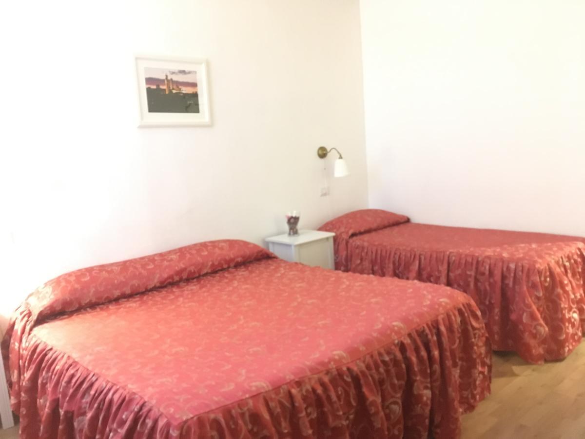 Relais La Corte Dei Cavalieri Bed & Breakfast 2*